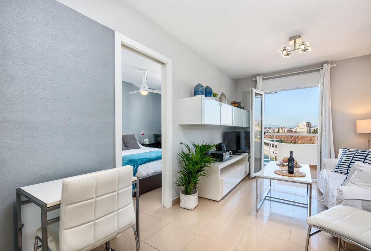 Susana Beach Apartment In Malaga By Solaga Holiday Homes Exterior foto